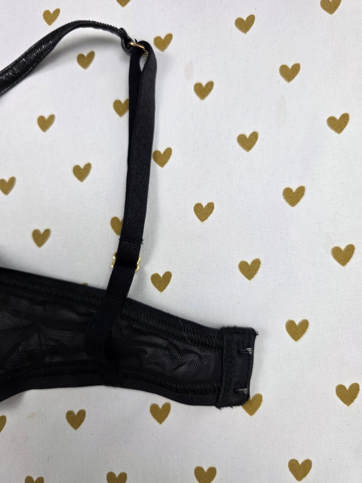 Victorias Secret New NWT  34DD Choker Bra Very Sexy Low Cut demi 34DD