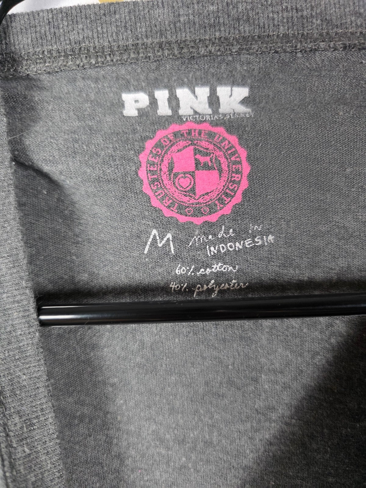 Victorias Secret PINK LOVES PARTIES Tee shirt Grey Vintage y2k MEDIUM
