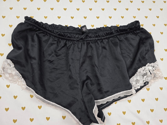 Victorias Secret PINK Black Satin Medium Sleep Shorts Boxers Pajama Bottoms