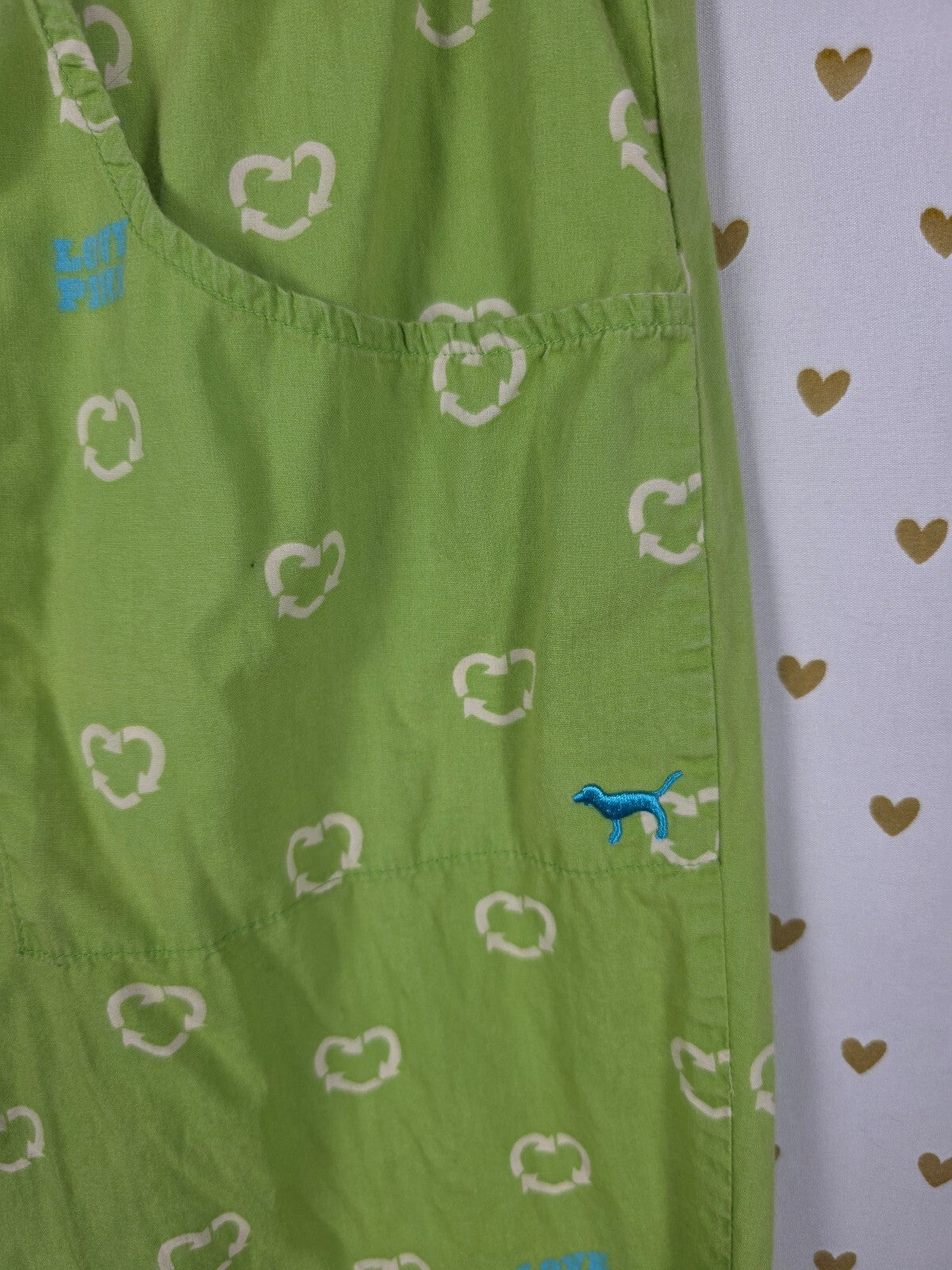 Victoria's Secret PINK Green Heart Print Convertible Cargo Pants Roll Tab Sz S