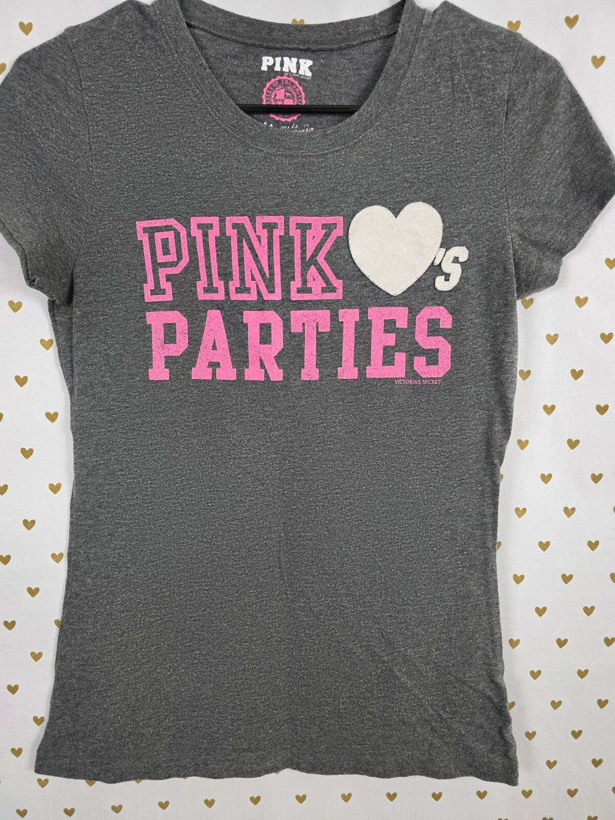 Victorias Secret PINK Vintage LOVES PARTIES Tee shirt Y2k Medium Cotton