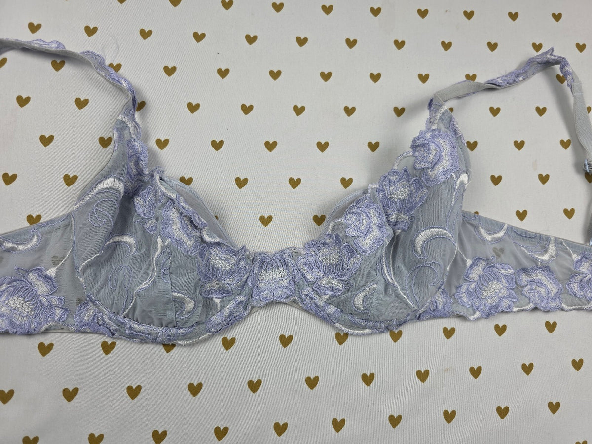 Victorias Secret vintage Floral Lace Y2k Lightly Lined Push Up Bra 36C