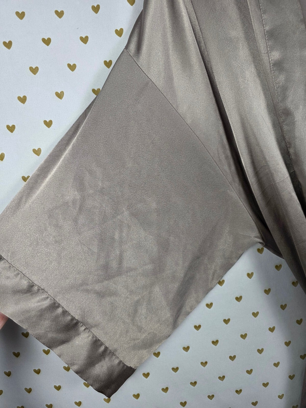 Victoria's Secret Satin Kimono Robe M/L Taupe Gray Burgundy Sash Short