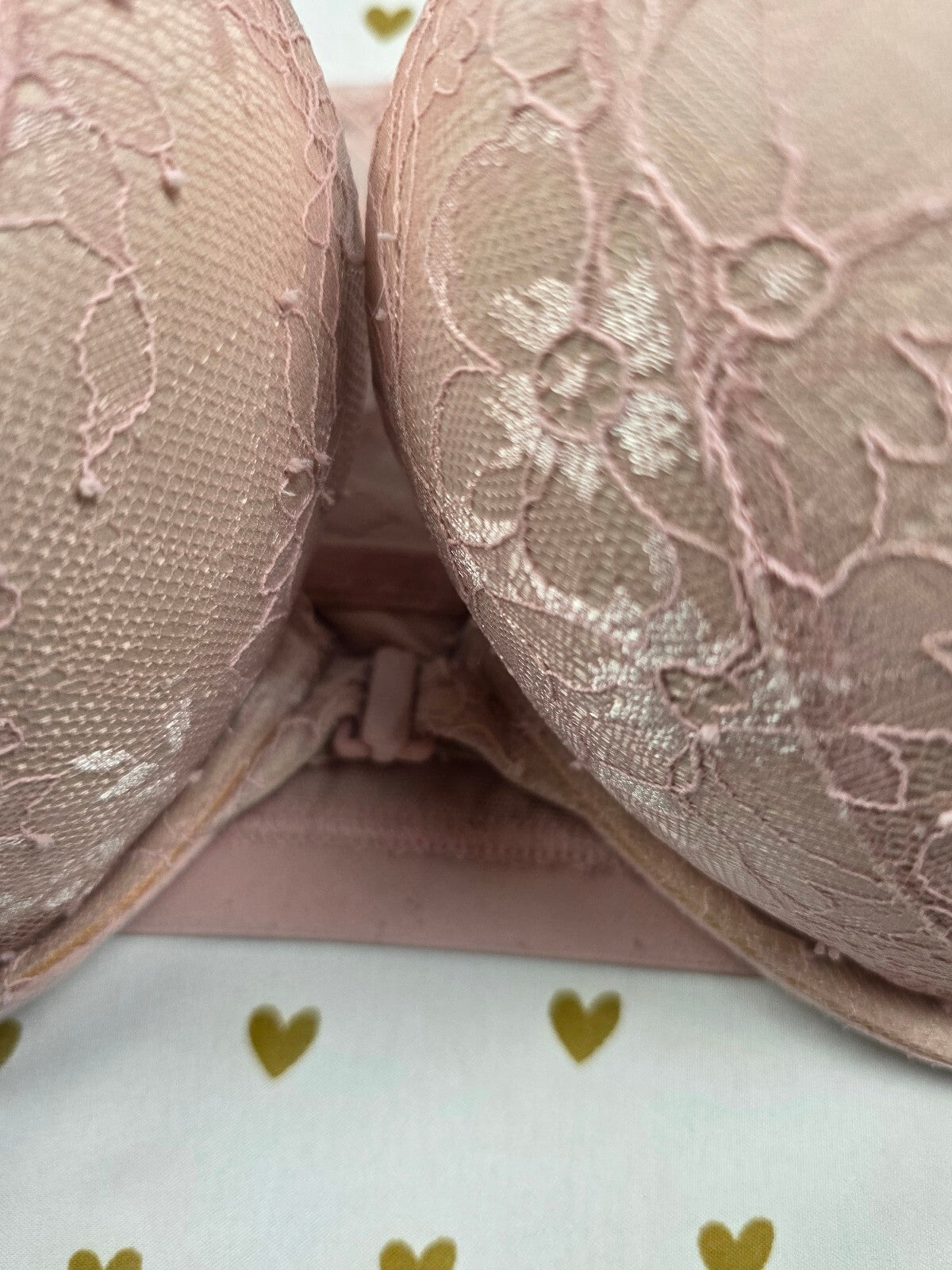 Victorias Secret Bombshell Plunge Push Up Add 2 Sizes Front Close Bra 38C