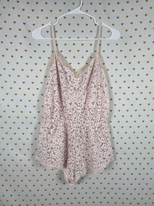 Victorias Secret Cute Lace Romper Stretch Outfit Medium