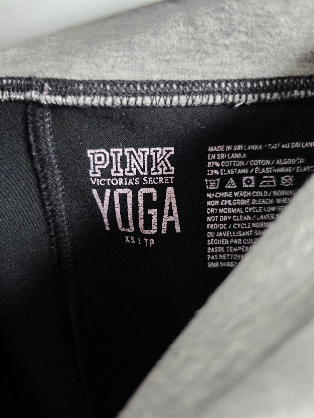 Victorias Secret PINK Foldover capri Yoga Pants Y2k Vintage Rainbow XS