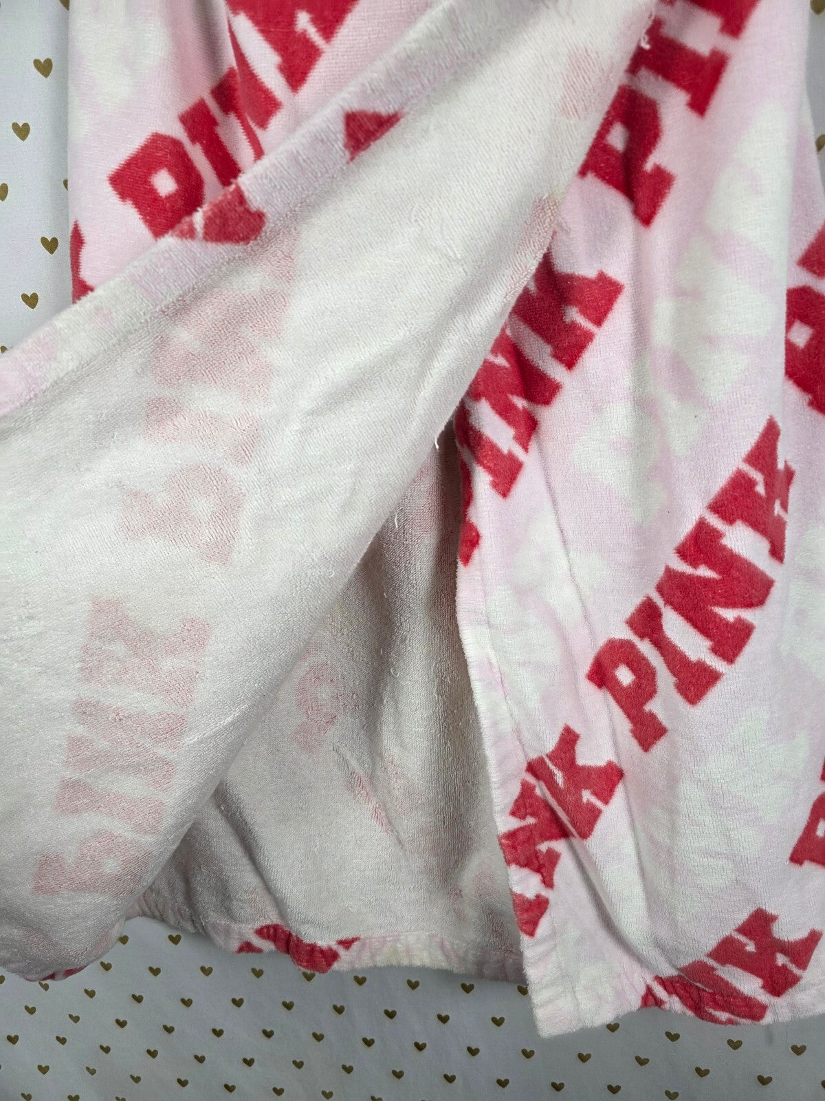 Victoria's Secret PINK Polka Dot Plush Spa Bath Wrap Towel Cover Up Logo