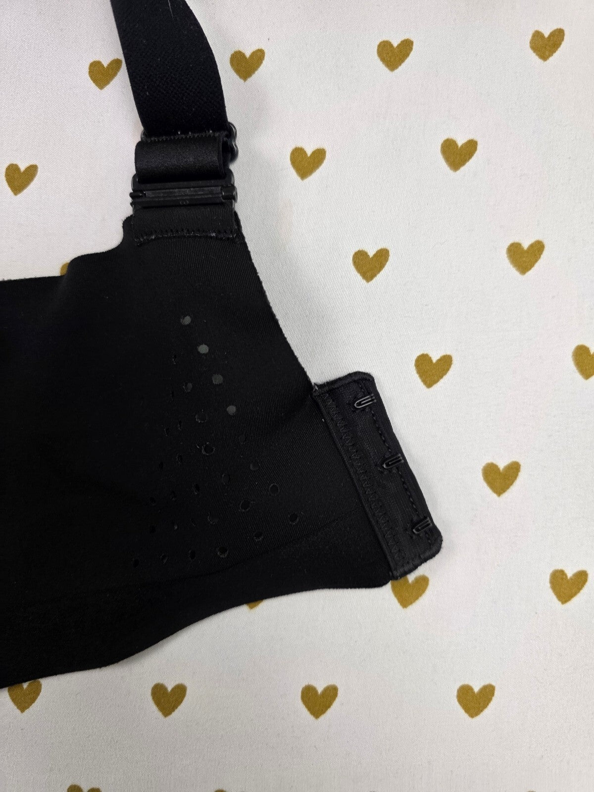 Victorias Secret Black tank Top Sports bra supportive Exercise VSX 40D
