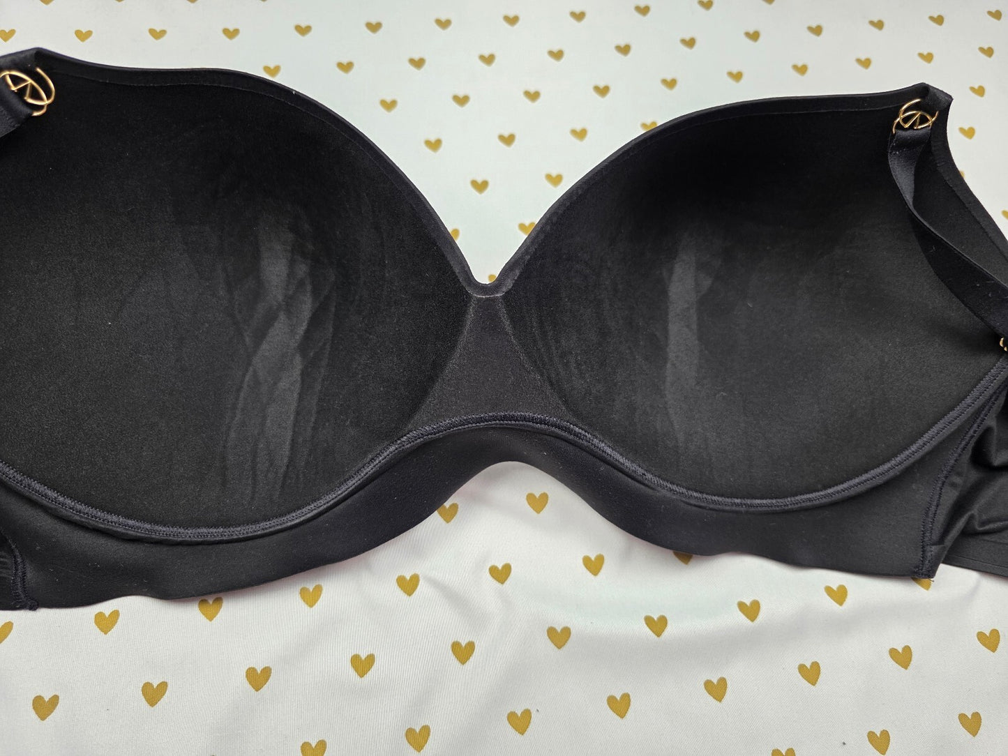 Victorias Secret Black Wireless 42DD Padded No Wire Bra Perfect Shape