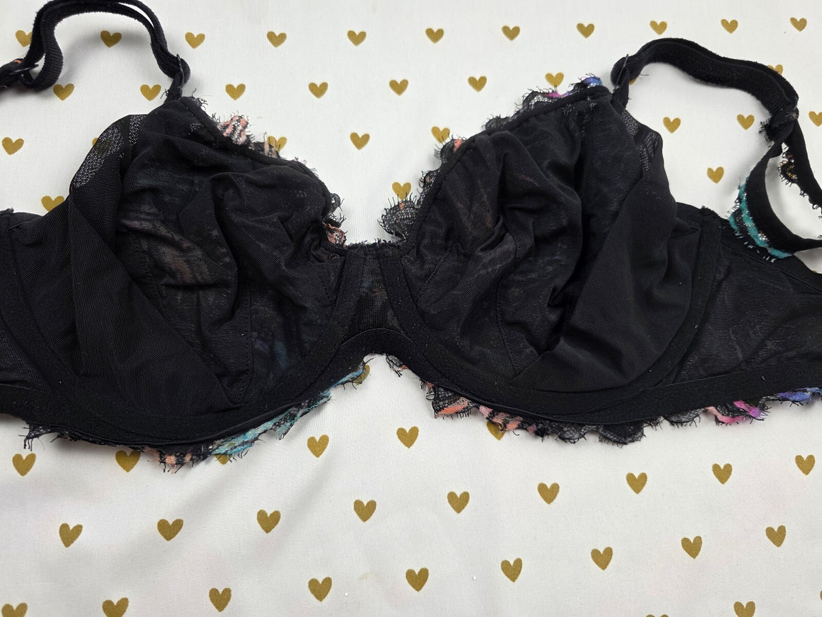 Victorias Secret Unlined Underwire Neon accent bra 36DD