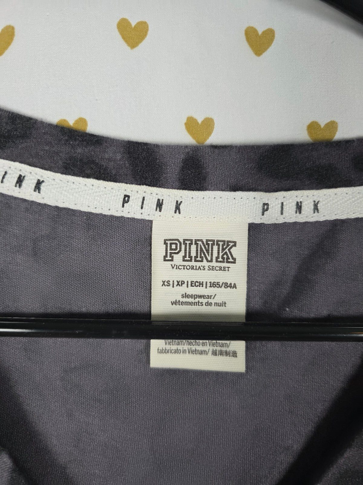 Victorias Secret PINK V neck Grey Cheetah Leopard Tee Shirt XS