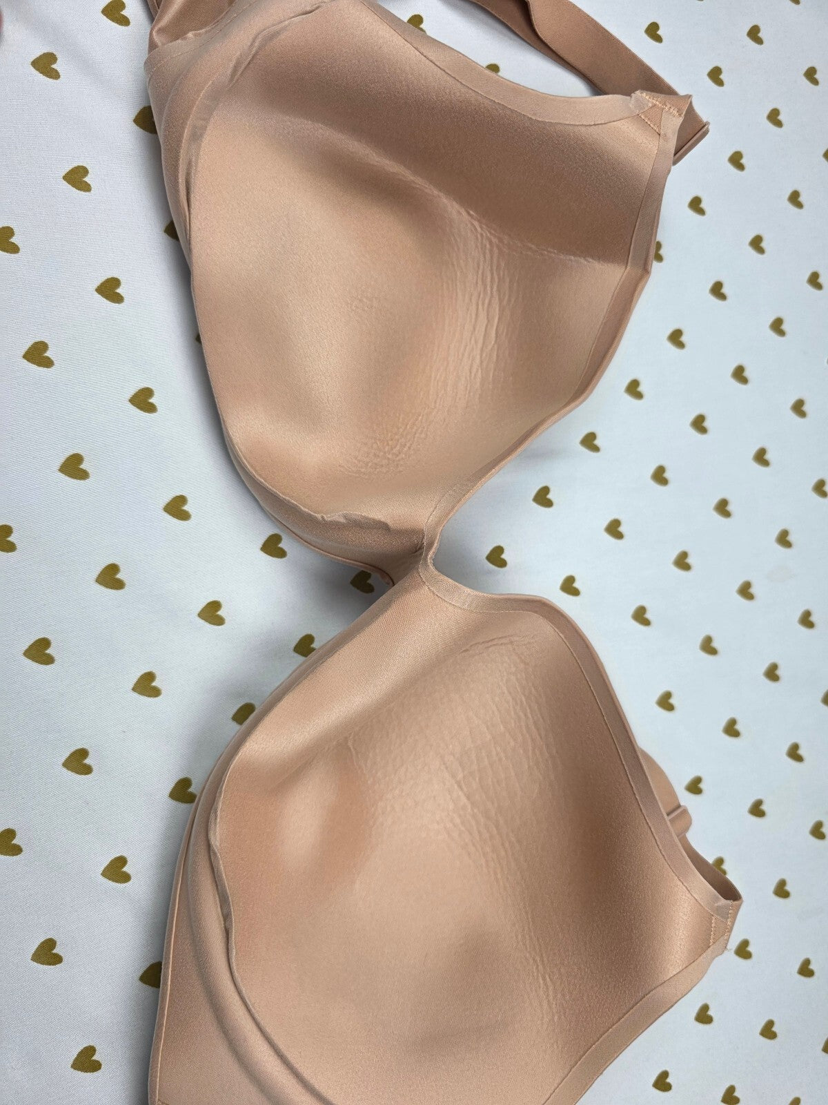Victorias Secret Beige Comfy Wireless No WIre bra Lined Semi Demi 38D