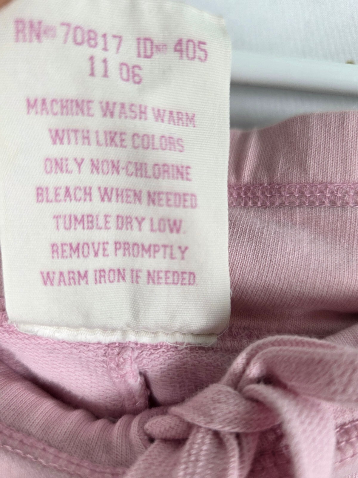 Victorias Secret PINK Vintage Cropped Capri Logo Butt Sweats Y2k MEDIUM'06