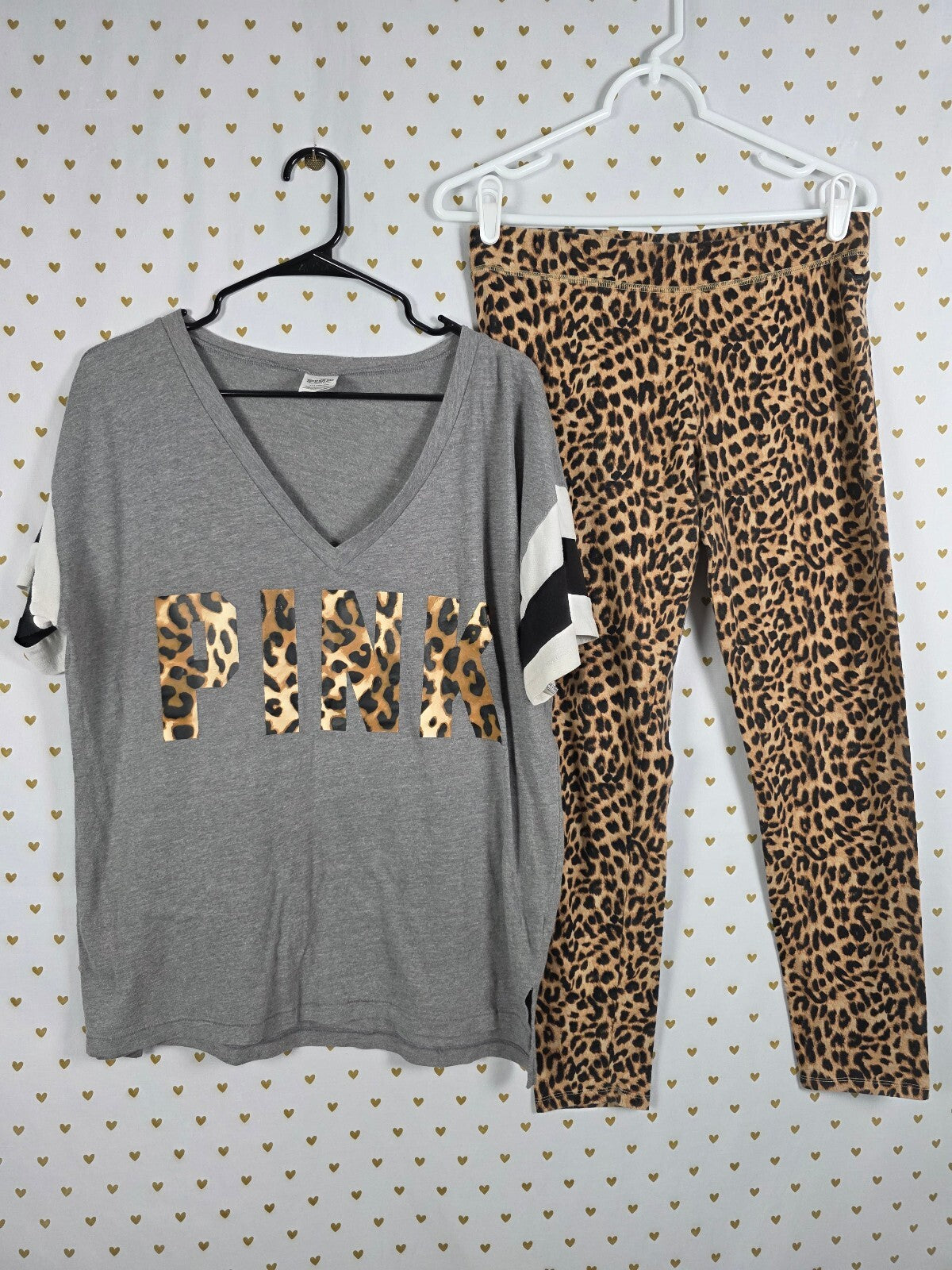 Victorias Secret PINK Cheetah Leopard SET Tee shirt Large Yoga Pants Outfit