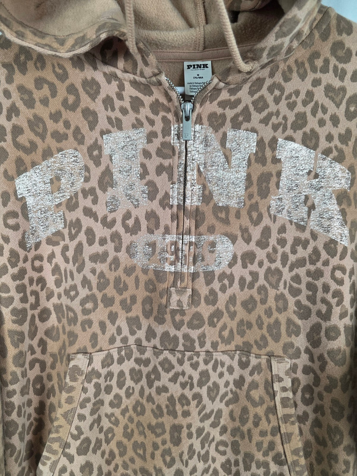 Victoria’s Secret PINK Leopard Cheetah 1986 Metallic BLING Half Zip Hoodie M