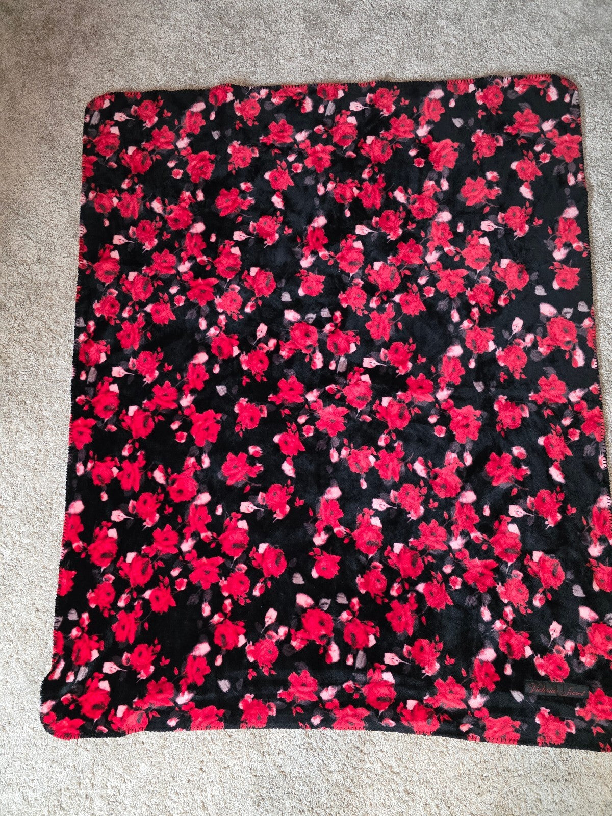 Vintage Victoria's Secret Pink Rose Sherpa Throw Blanket Floral Plush Y2K Rare