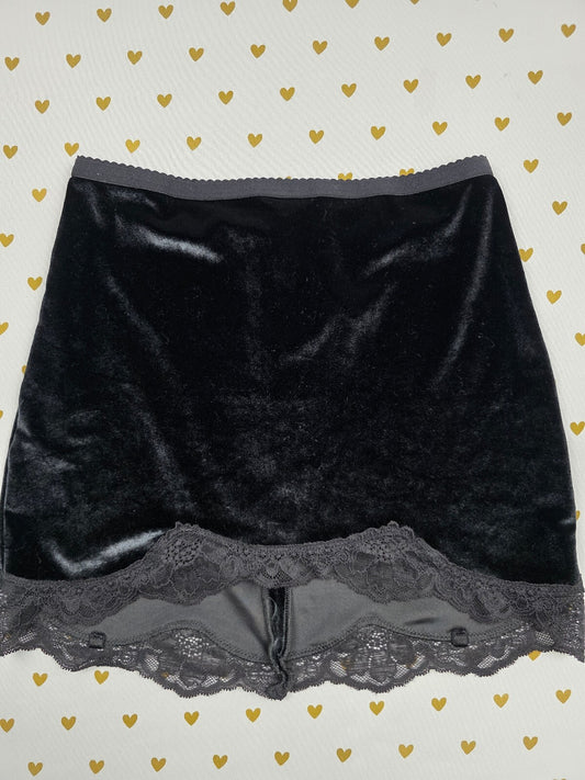 Victoria's Secret Black Velvet Lace Trim Mini Skirt XS Lingerie Y2K