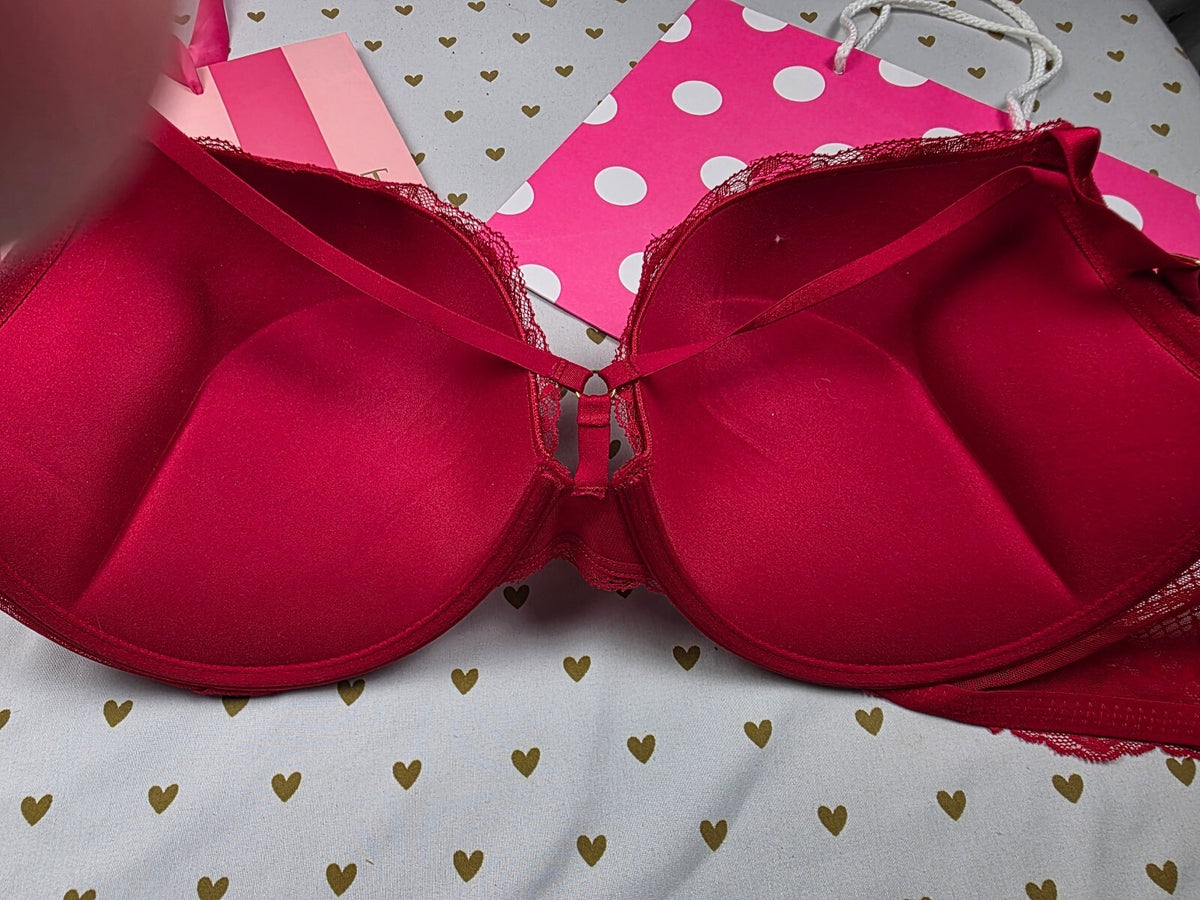 Victorias Secret  Victorias Secret Bombshell Add 2 Sizes Push Up Bra Plunge 38DD