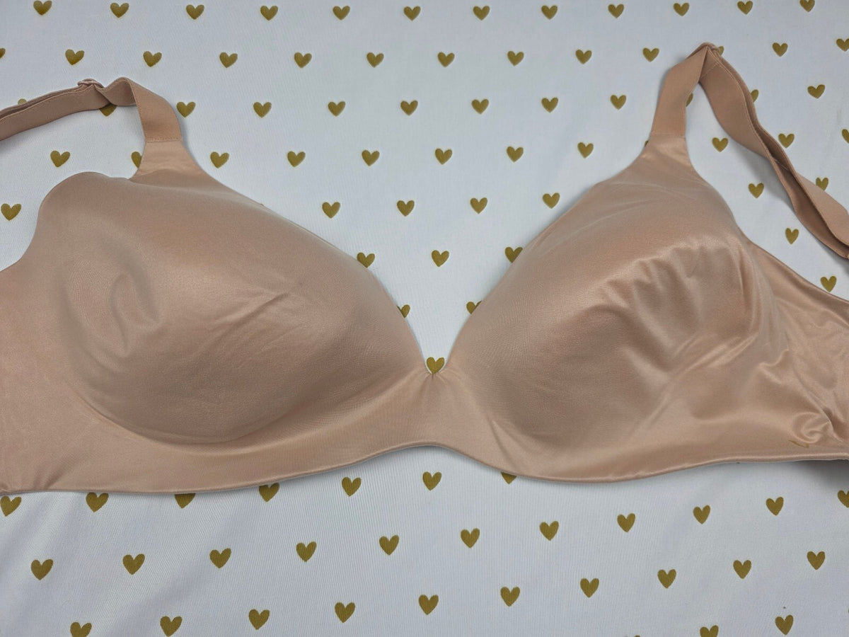 Victorias Secret Beige Comfy Wireless No WIre bra Lined Semi Demi 38D