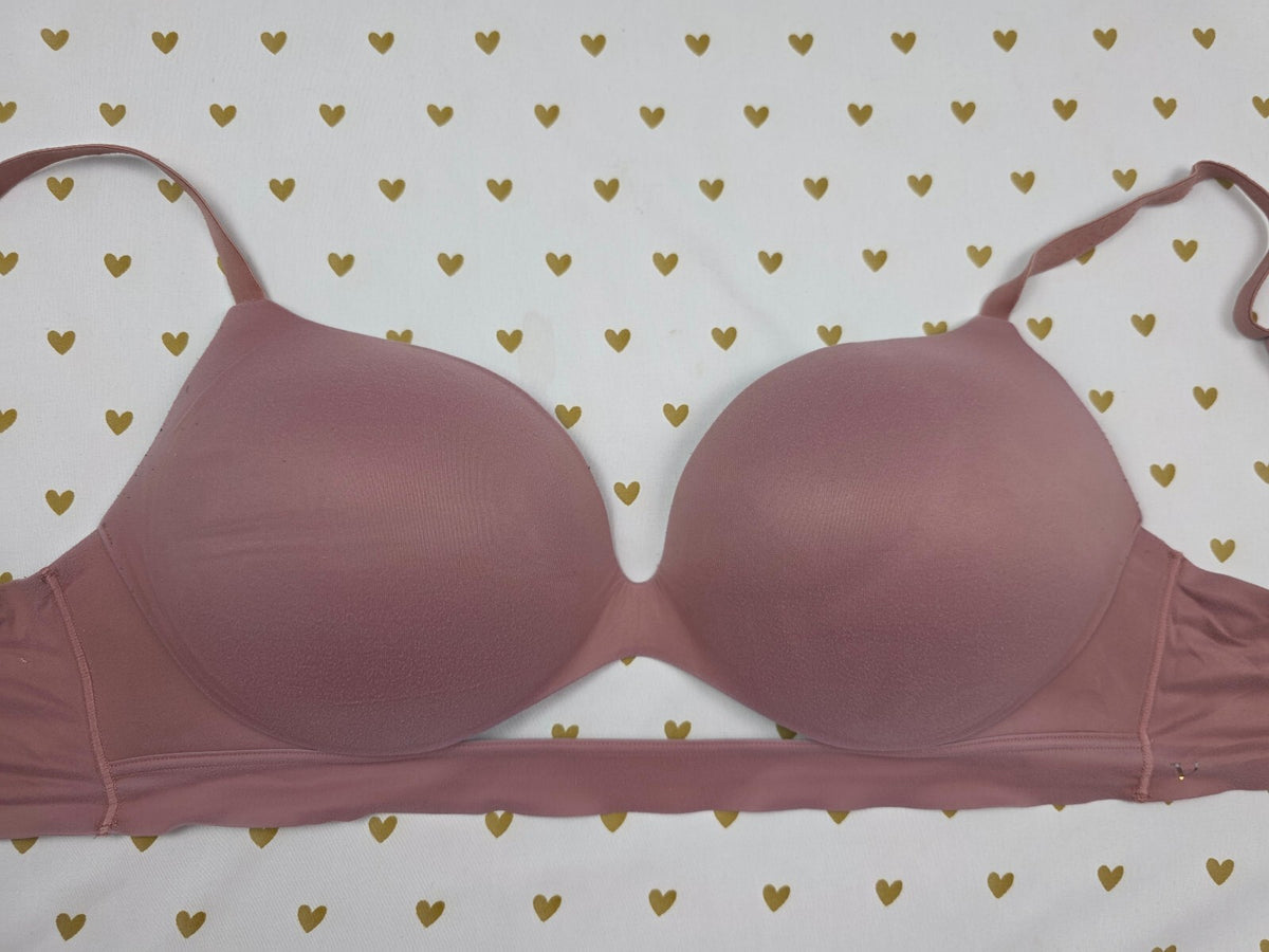 Victorias Secret INCREDIBLE Padded Wireless NO Wire Bra 36D