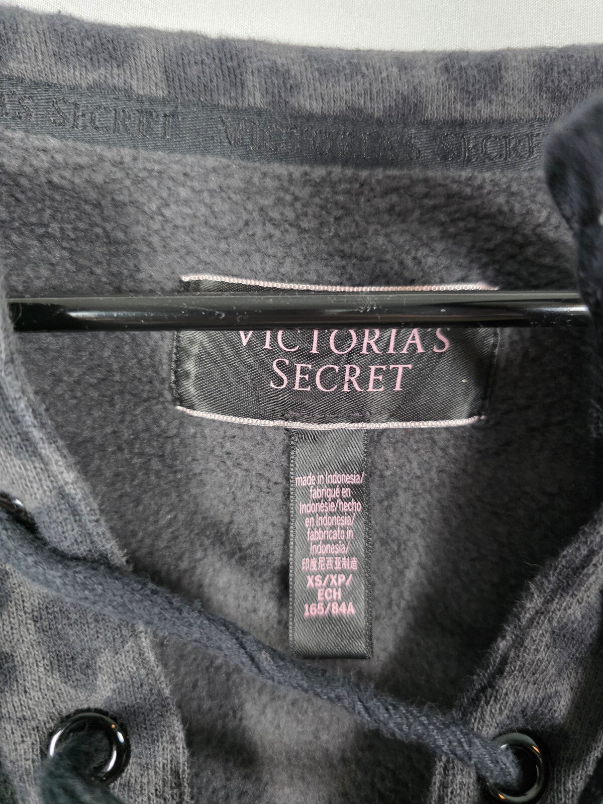 Victorias Secret Leopard Cheetah Cropped Tie Front Sweater Shirt XS