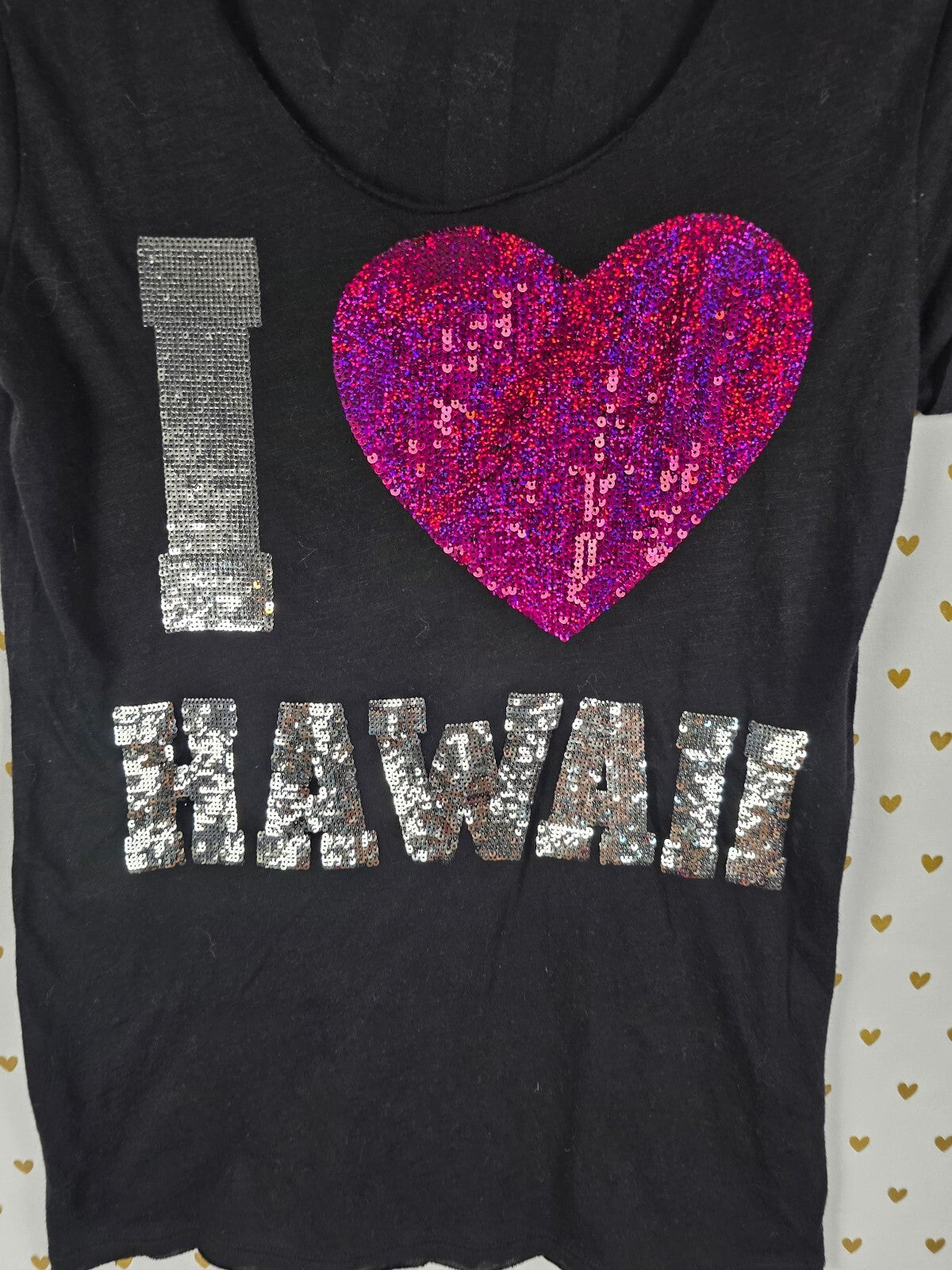 Victoria's Secret PINK Hawaii Limited Edition Sequin Tee Shirt XS Rare