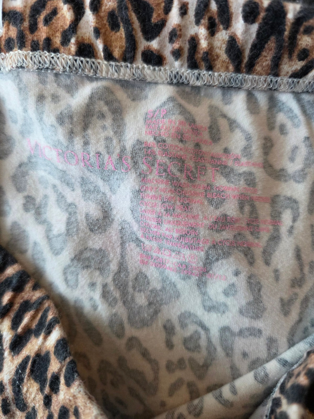 Victorias Secret PINK Cheetah Leopard SET Tee shirt Small Yoga Pants Outfit