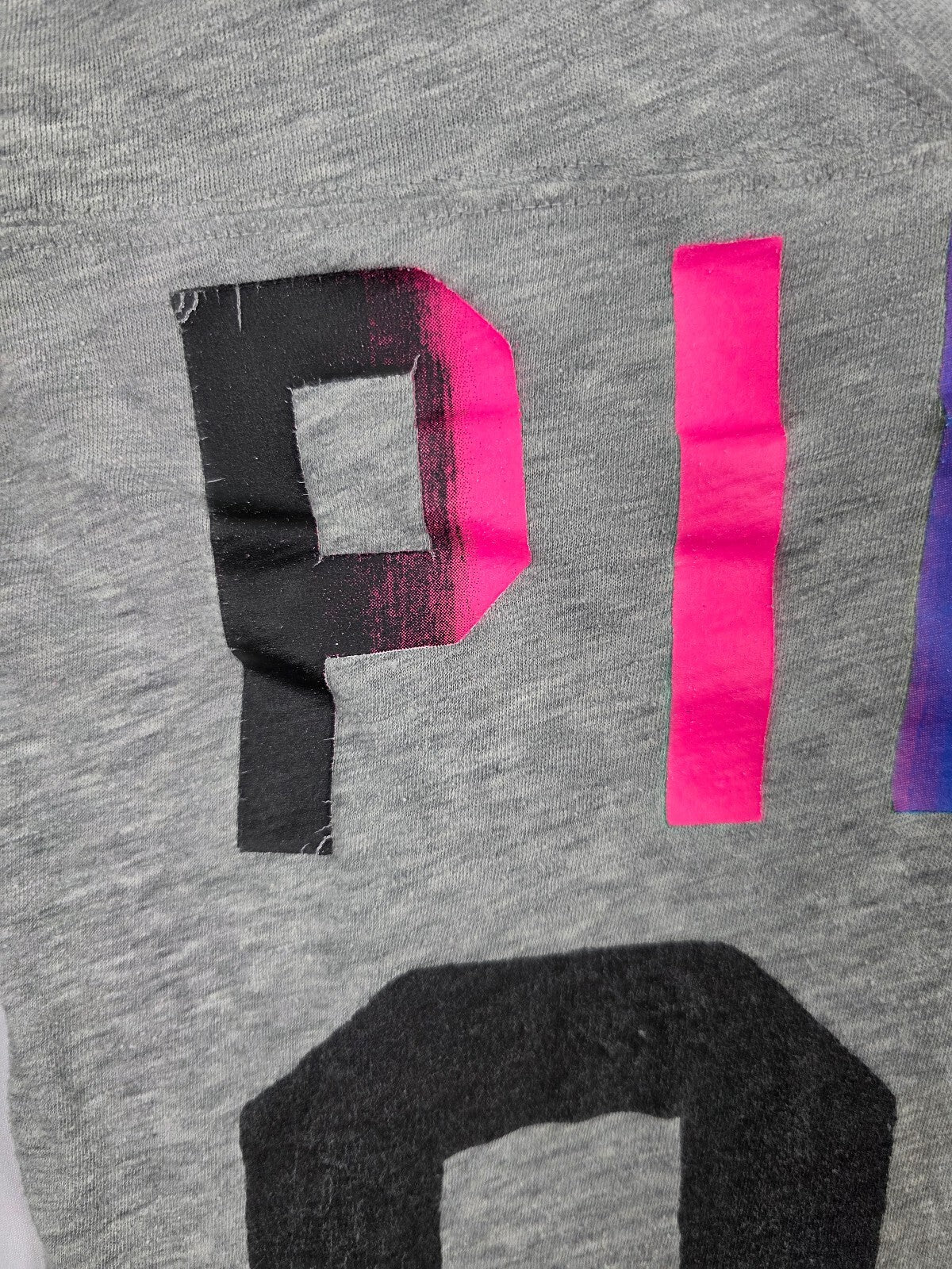 Victorias Secret PINK Vintage rainbow 86 Logo Long Sleeve V neck tee shirt SMALL