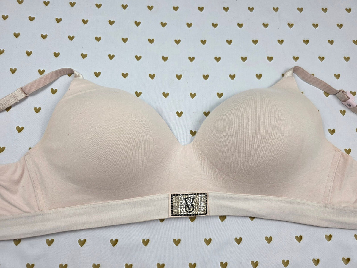 Victorias Secret 40C BLING T shirt lightly Lined Wireless NO Wire Bra
