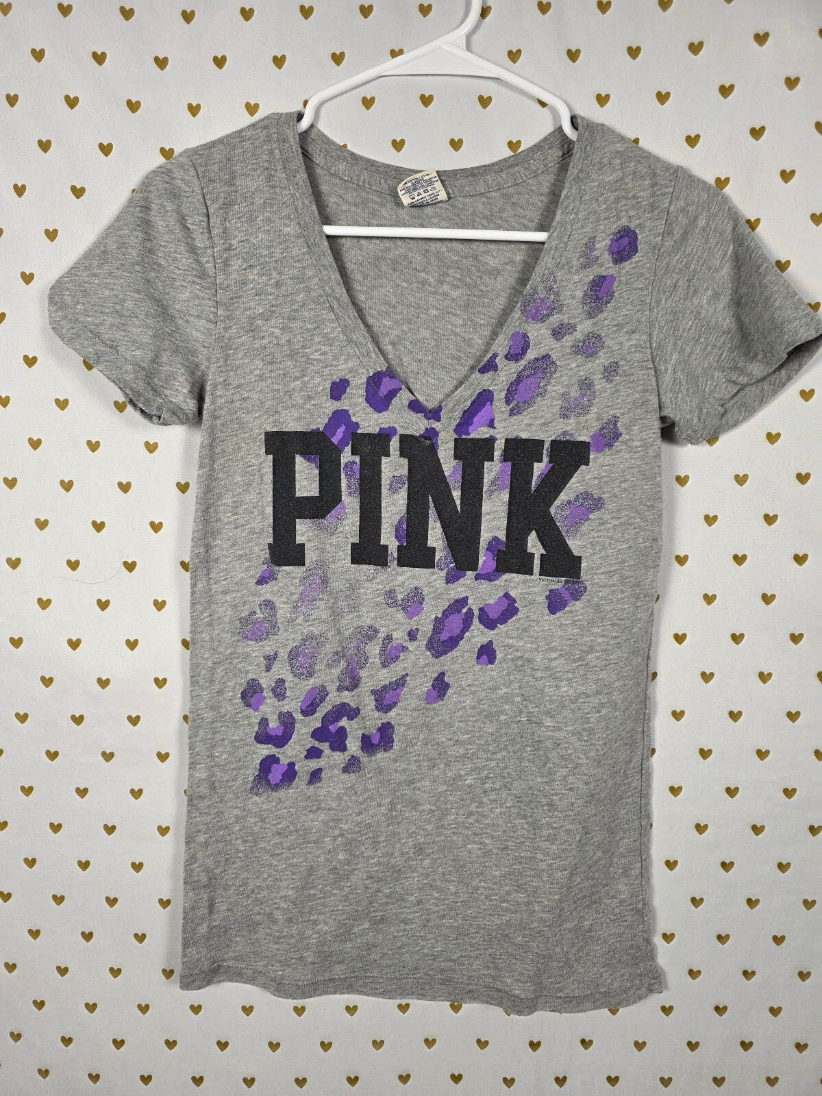 PINK Victoria's Secret Purple Leopard Print Logo V Neck T Shirt Gray XS