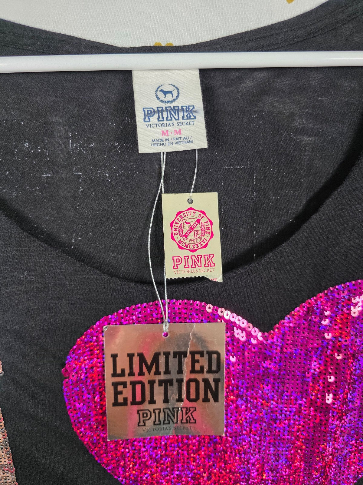 NWT Victoria's Secret PINK Hawaii Limited Edition Sequin Tee Shirt M Rare