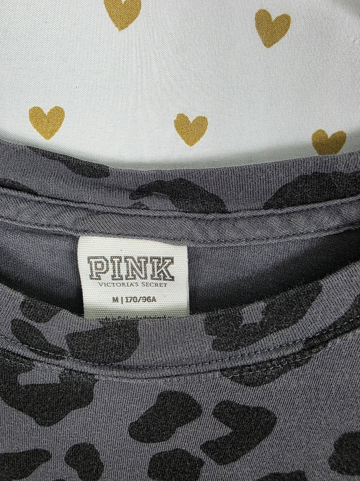 Victorias Secret PINK Grey Leopard Cheetah Dog Logo Pocket Tee shirt Medium