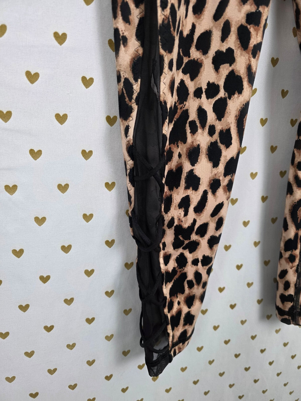 Victorias Secret PINK Cheetah SET Yoga Pants Tee shirt Small Leggings Outfit