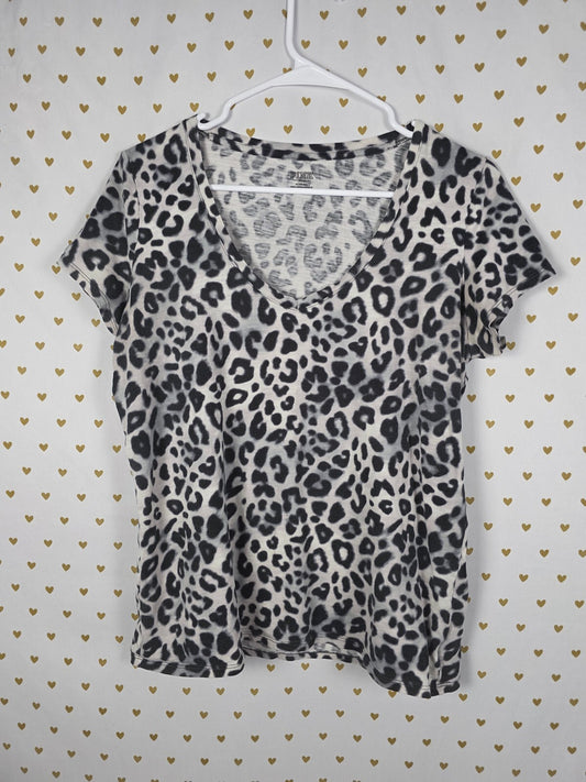 Victorias Secret PINK Leopard Cheetah V neck Tee shirt MEDIUM