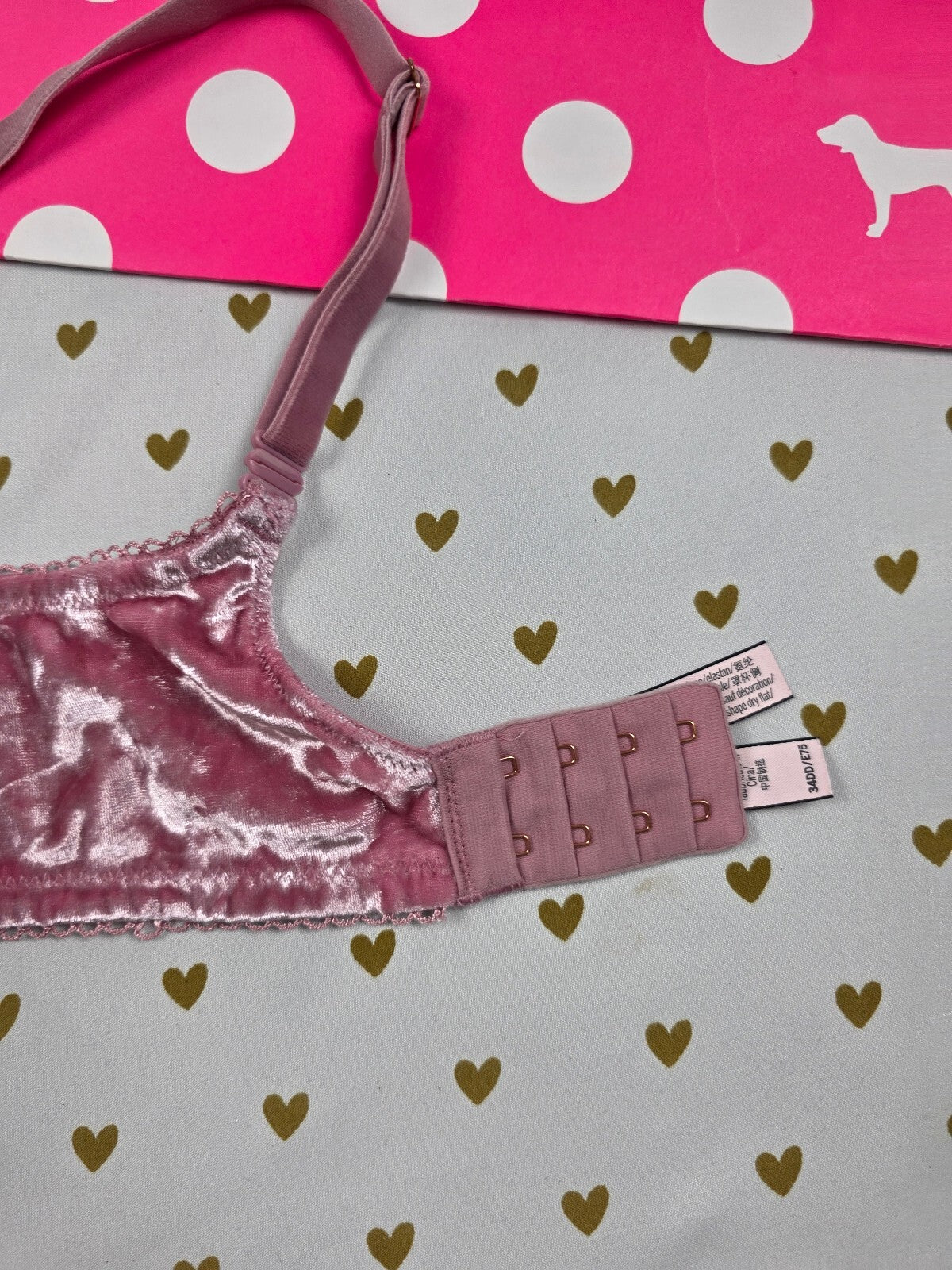 Victorias Secret  Dream Angels Velvet Push Up Bra without padding 34DD