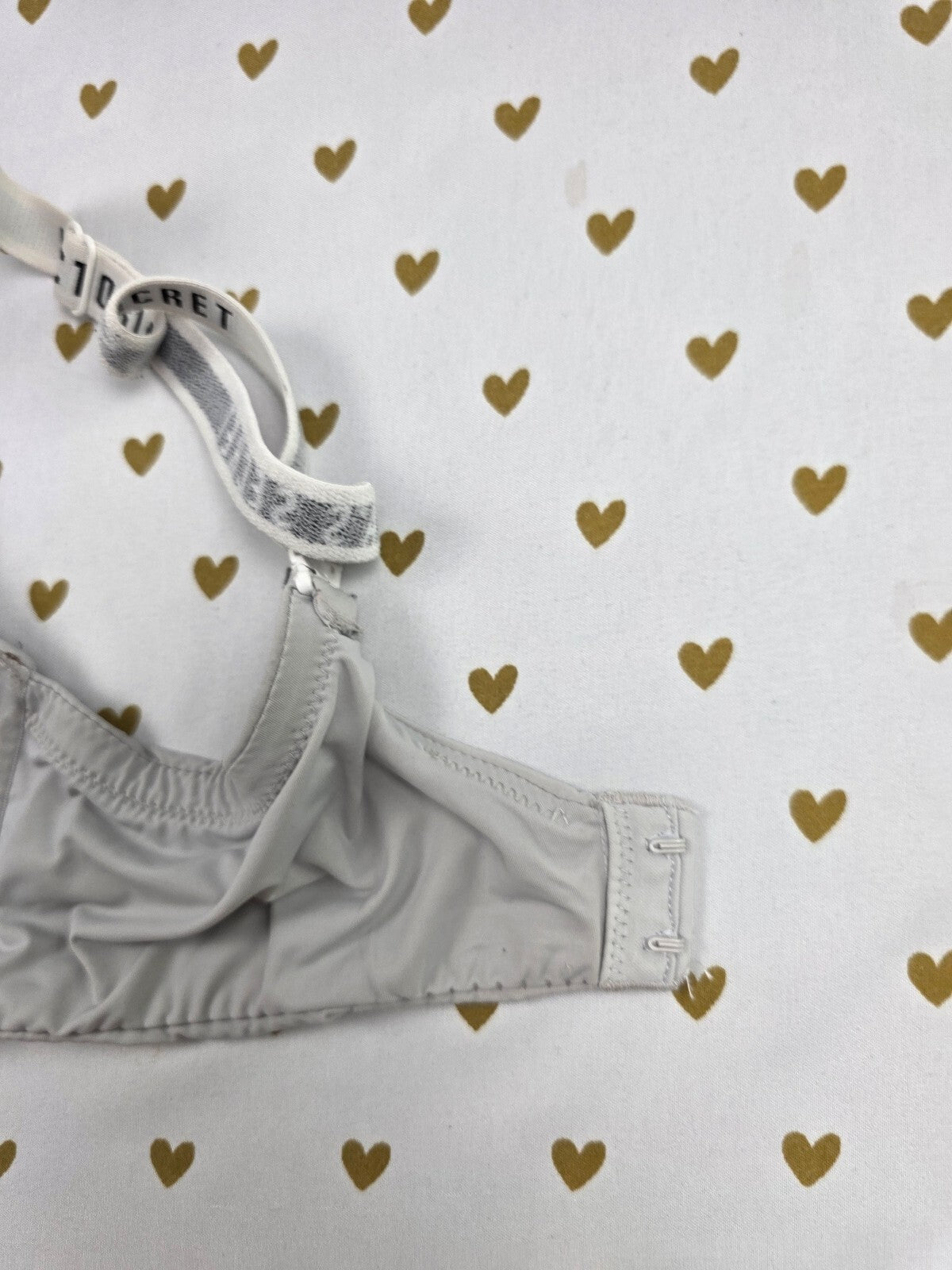 Victorias Secret Wireless Logo Strap T Shirt Lightly Lined Bra 36DD