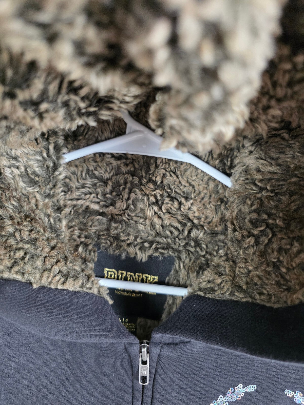 Victorias Secret Pink Fur LIned Crest BLING hoodie jacket Black LARGE