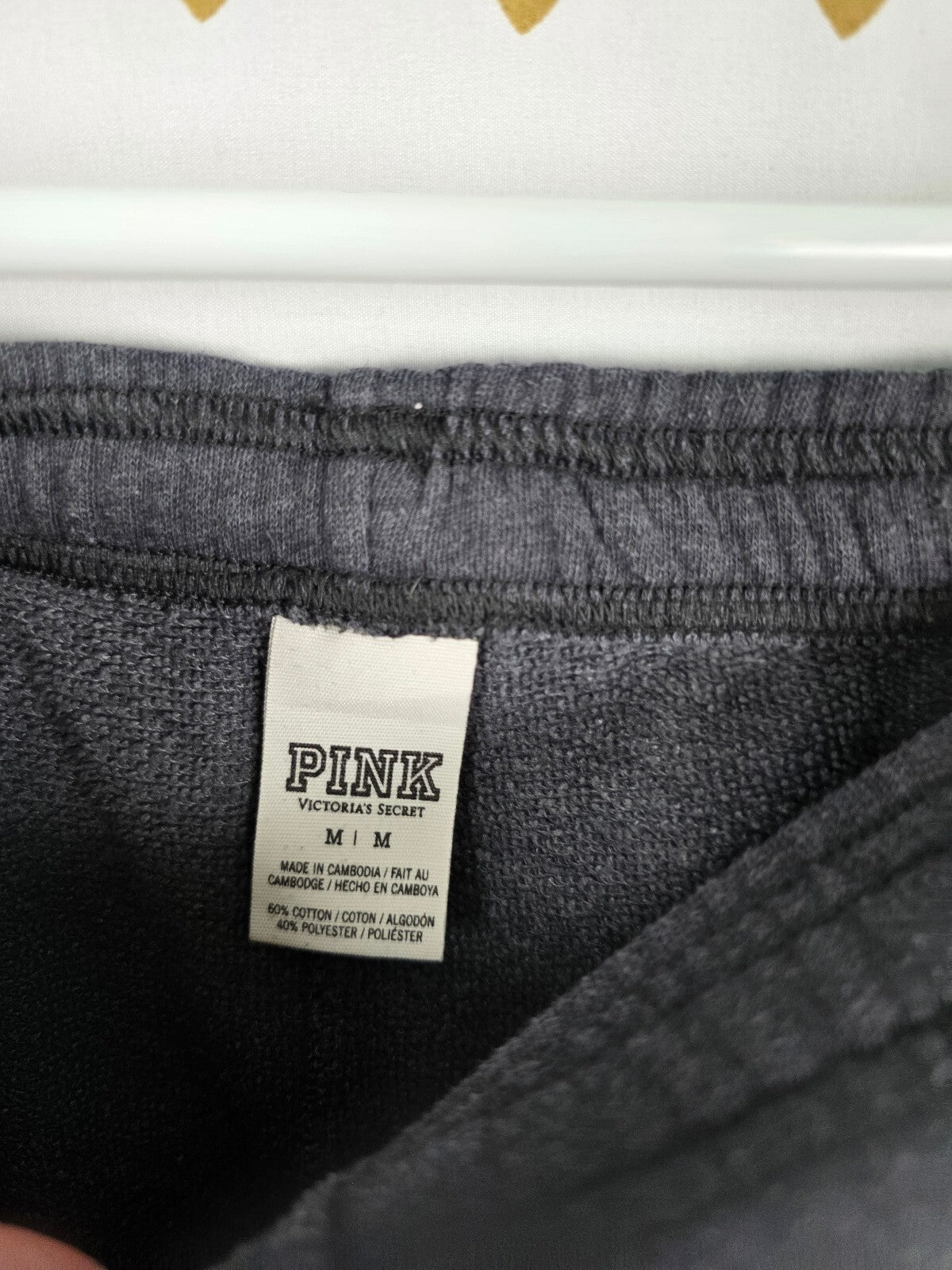 Victorias Secret PINK Vintage Grey Medium Capri Tapered Sweats