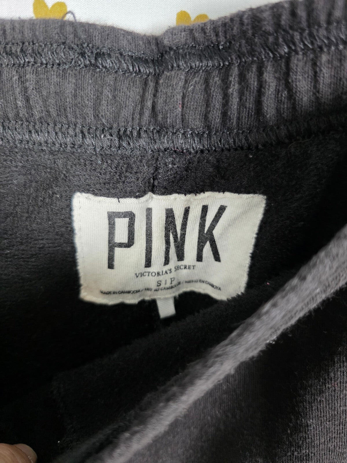 Victorias Secret PINK Vintage cropped Capri Sweats SMALL Black Joggers