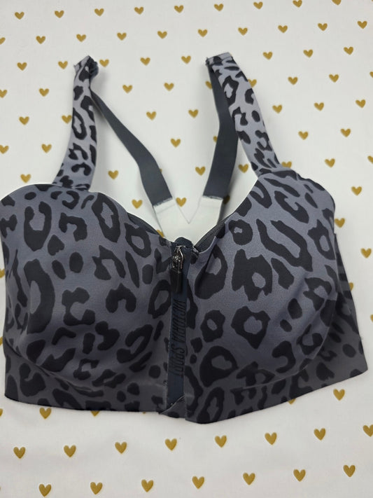 Victorias Secret Leopard Cheetah Grey SPORTS BRA Incredible Knockout Tank 32DDD