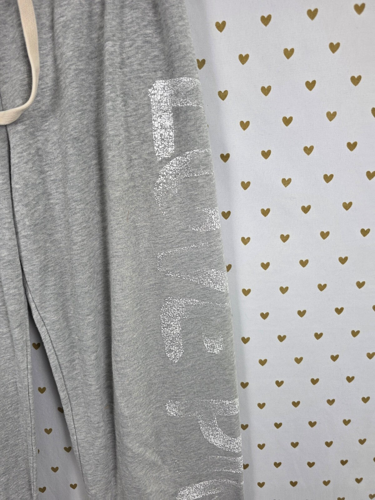 Victorias Secret PINK Vintage Cheetah Heart Logo Sweats Sweatpants XS