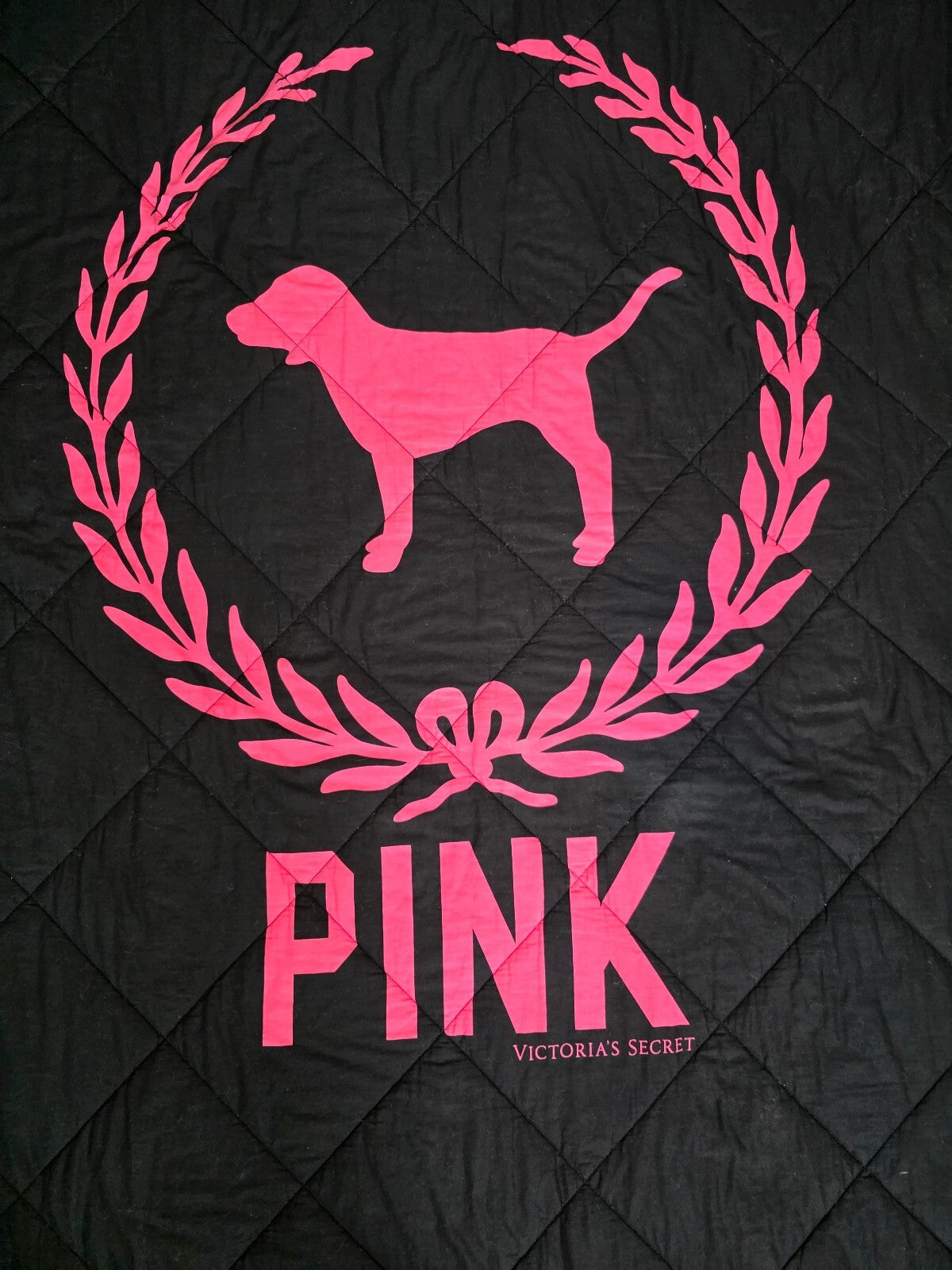 Vintage 2012 Victoria's Secret PINK Twin Quilt Dog Wreath Reversible Blanket