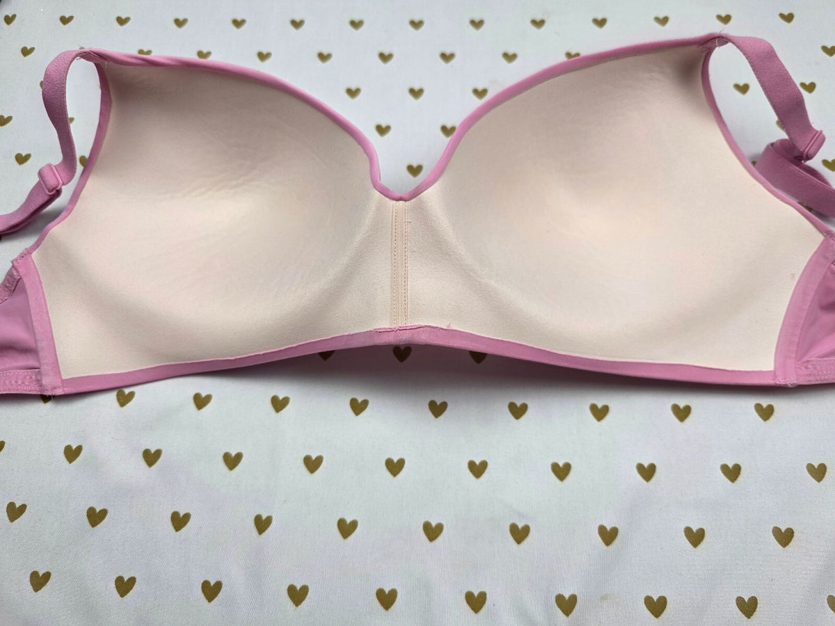 Victorias Secret  PINK Wireless Wear everywhere Push Up Bra No Wire 36DD