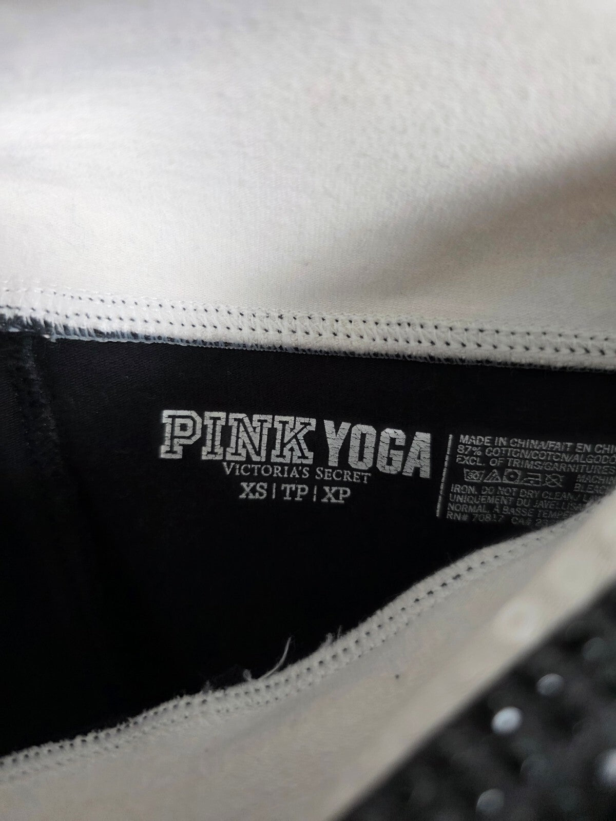 Victorias Secret PINK BLING Sequin STRIPE Foldover Yoga Pants XS Skinny Ankle