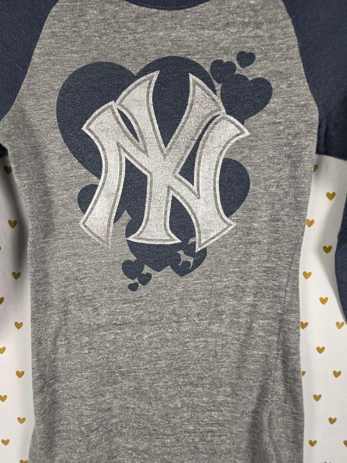VS PINK New York Yankees MLB Raglan Baseball Tee XS Silver Logo 86