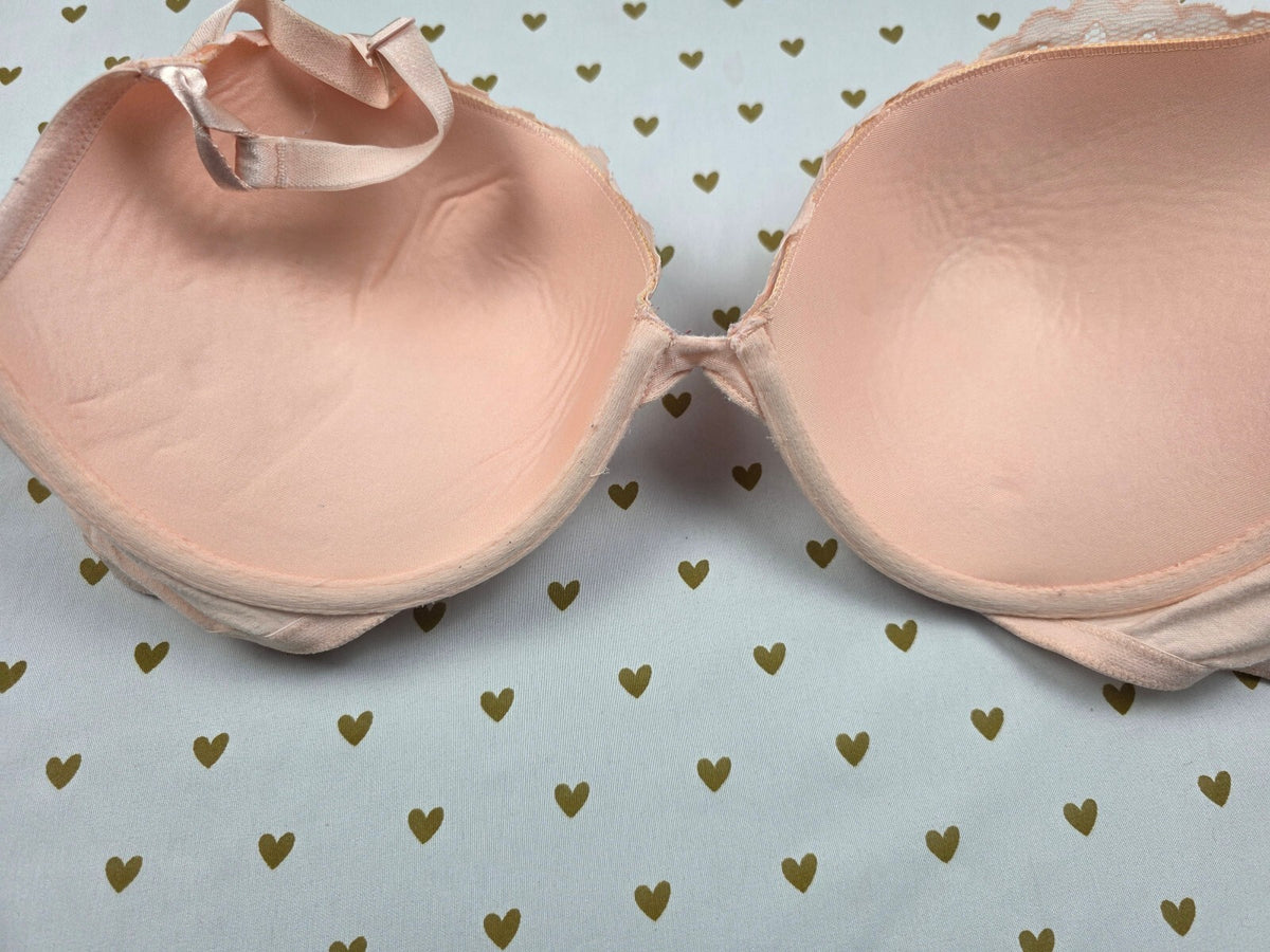 Victorias Secret Lace Lined Bright Push Up  bra 36DD