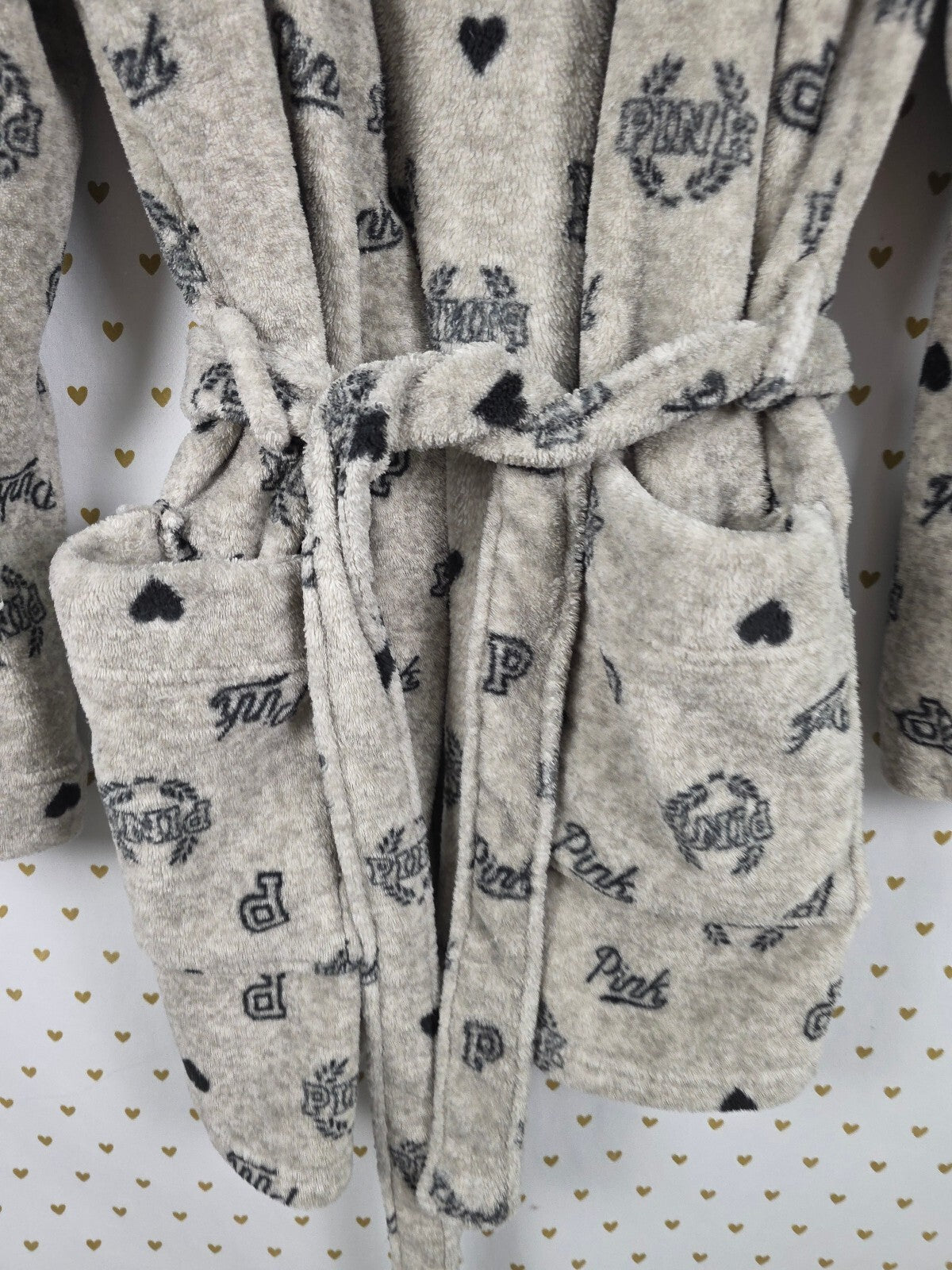 Victorias Secret Thick warm Fluffy Logo Grey MEDIUM LARGE Robe