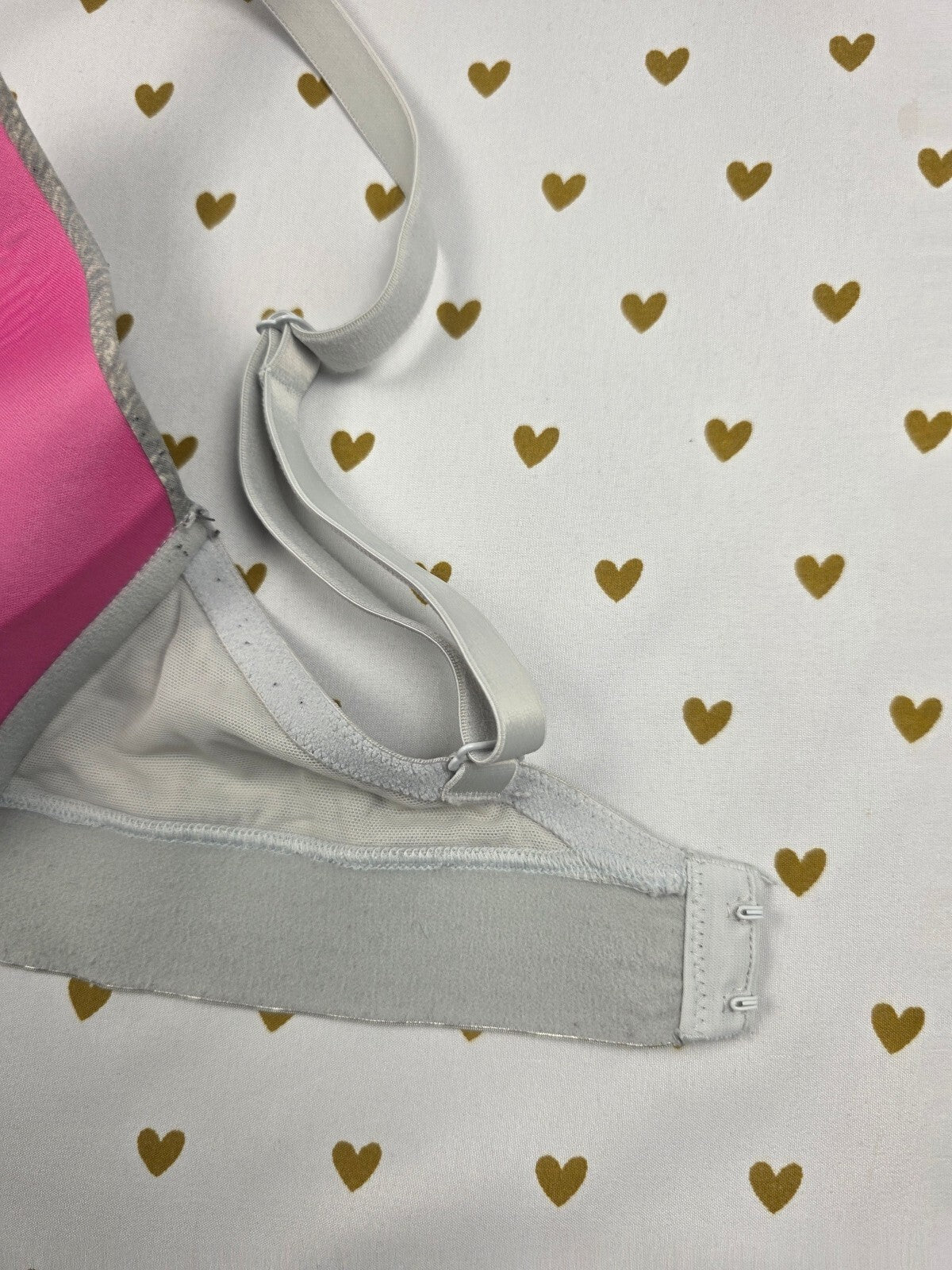 Victorias Secret Pink Grey Wireless No Wire 36DD Wear Everywhere Bra