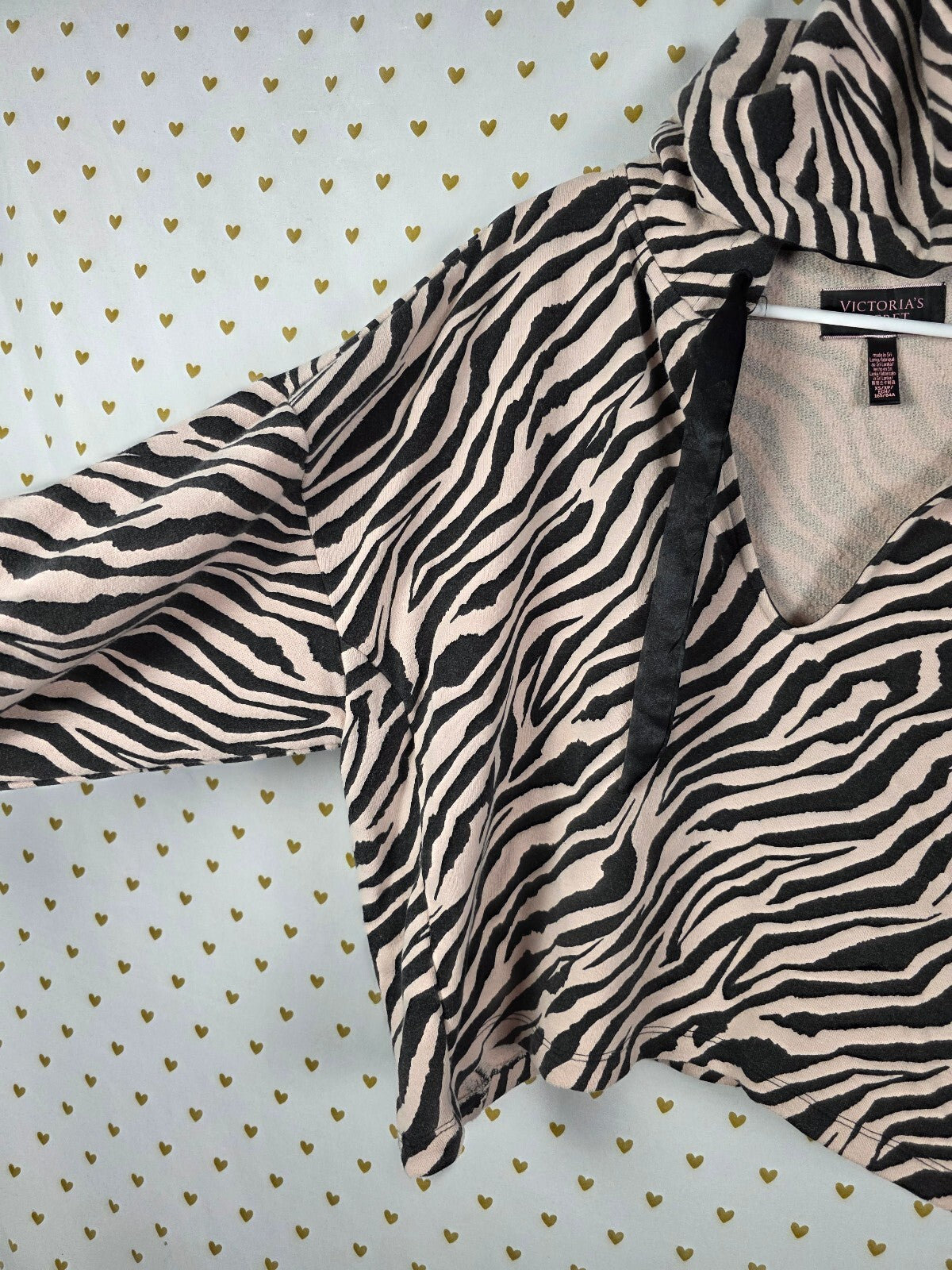 Victorias Secret Satin Lined Hood Zebra Cropped Sweater V neck XS