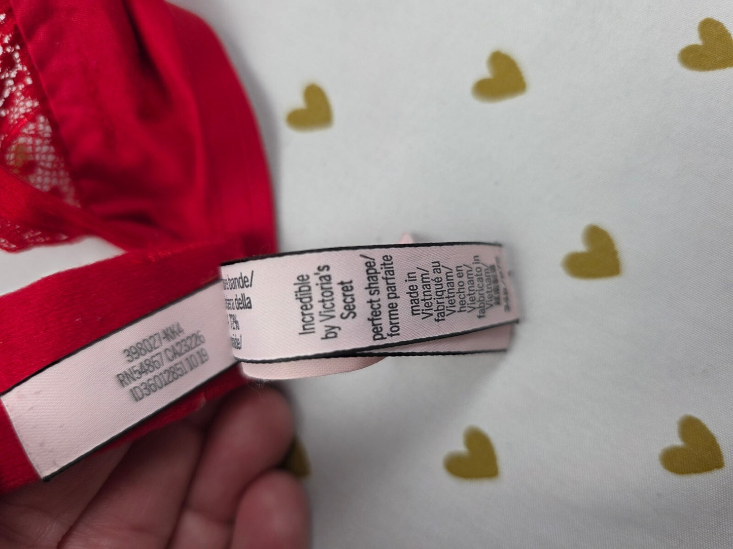 Victorias Secret Red INCREDIBLE Bra Perfect Shape 34B